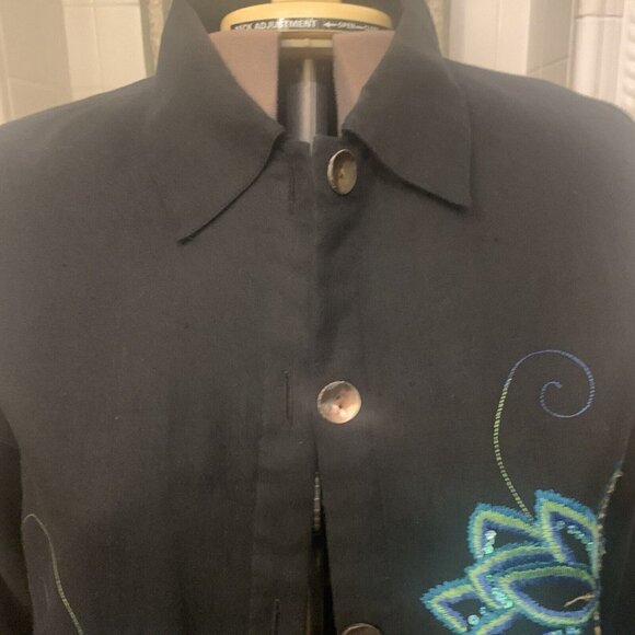 Good Clothes. Sz Large. Embroidered Beaded Long Sleeve Button Up. Jacket. B85. - Picture 2 of 4